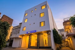 FabHotel Dev Residency, Delhi