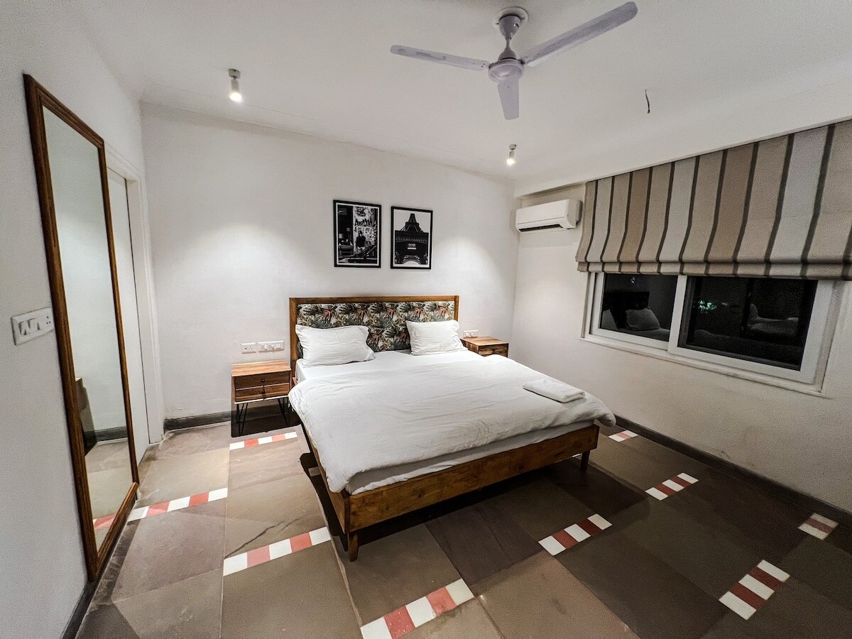 One Uptown 203 (modern 1 BHK loft) - Tap to explore photos
