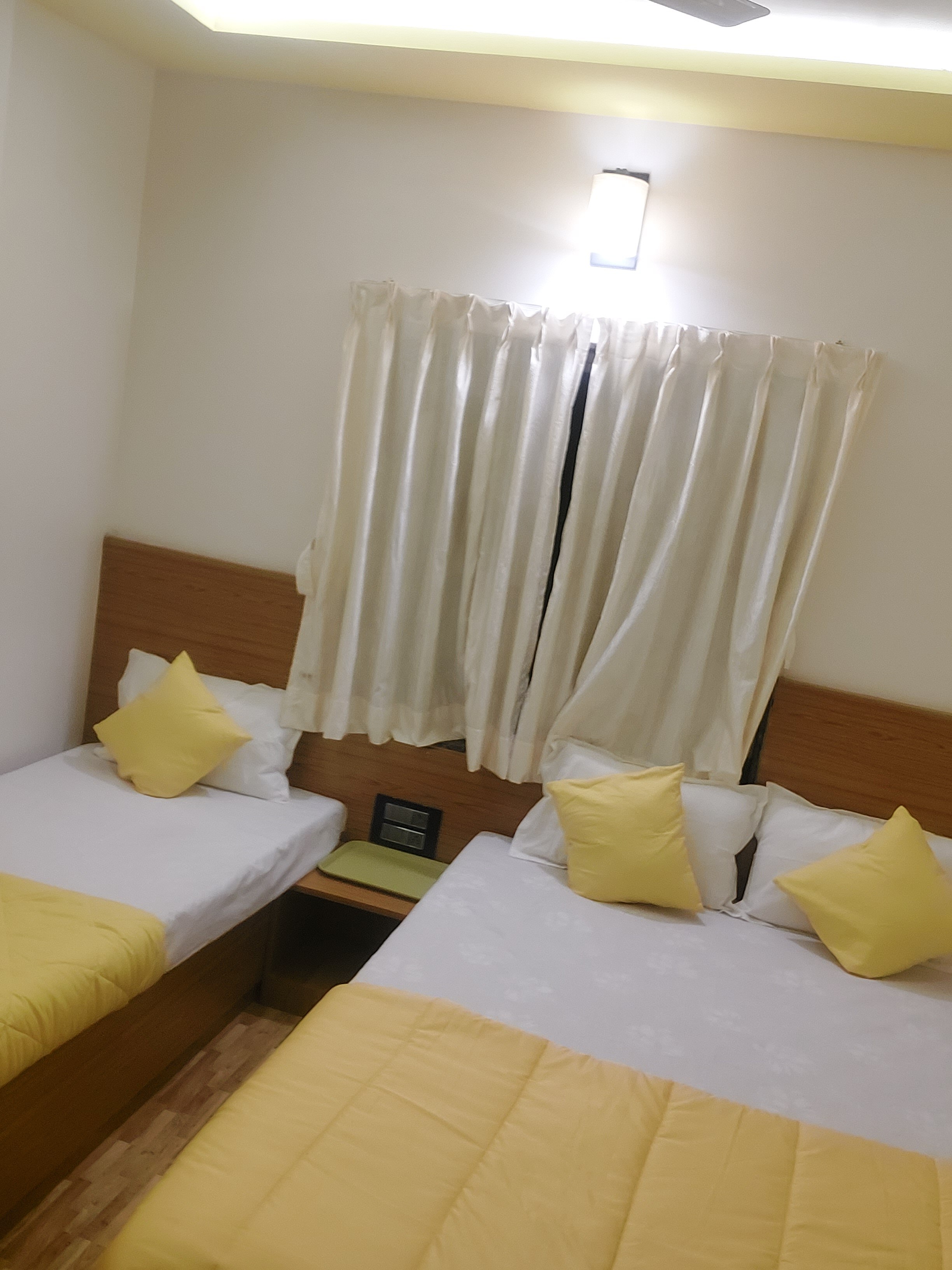 Hotel Sai Dakshina Inn 3