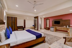 The xen suites, Kolkata