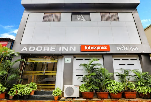 FabExpress Adore Inn - Nr. Mumbai International Airport