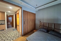 The Axis, Greater Noida