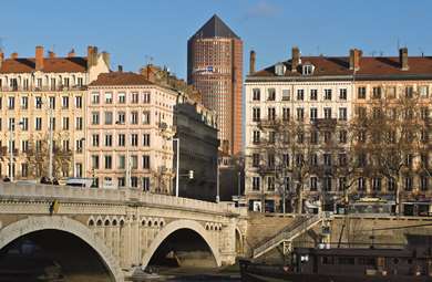 Radisson Blu Hotel Lyon - Tap to explore photos