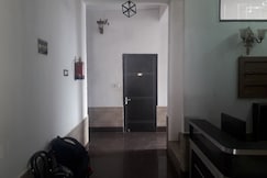 Hotel Maharani, Khatima