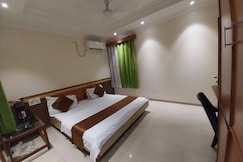 Hotel Om Park, Shirdi