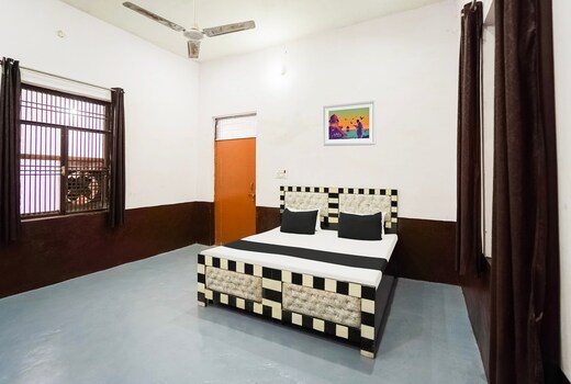 Hotel O Siddhi Vinayak Farms
