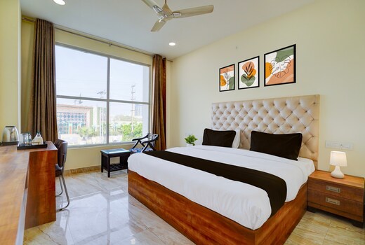 Collection O AVH RESIDENCY
