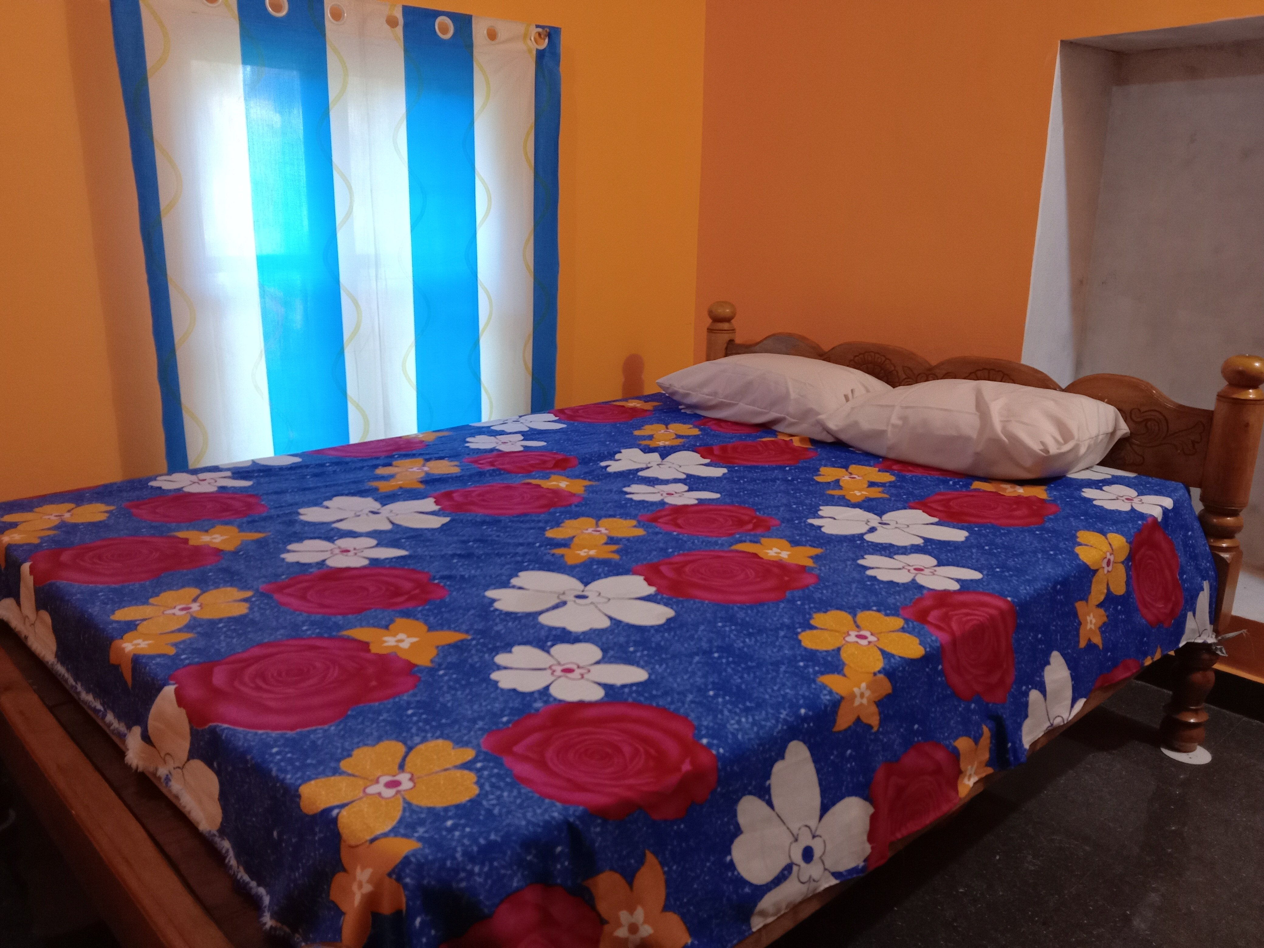 SANTOSH HOME STAY - Tap to explore photos