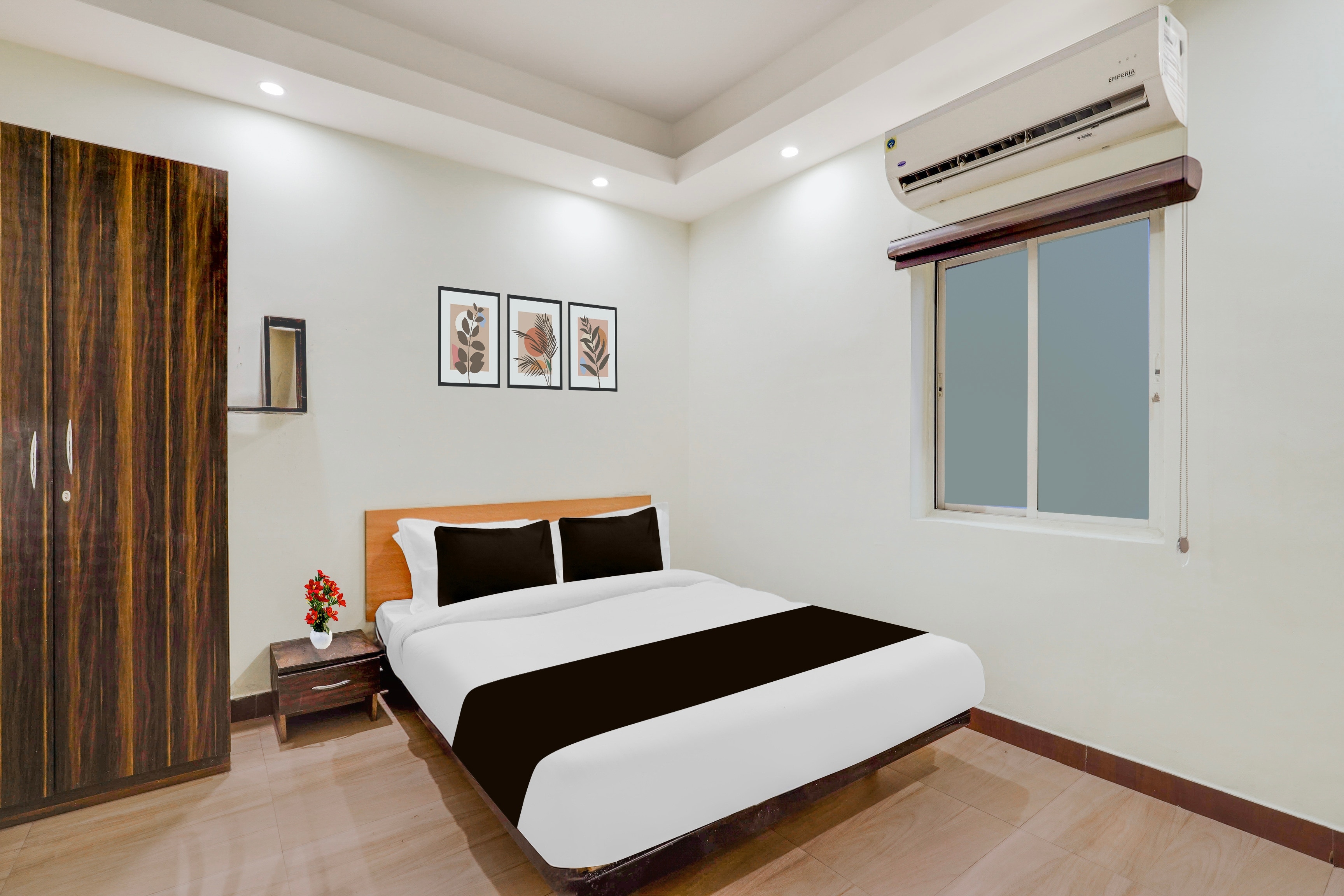 Super Hotel O Upper Bazar formerly RR Residency - Tap to explore photos