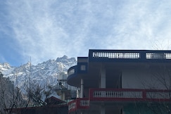 Sharma family homestay, Kasol