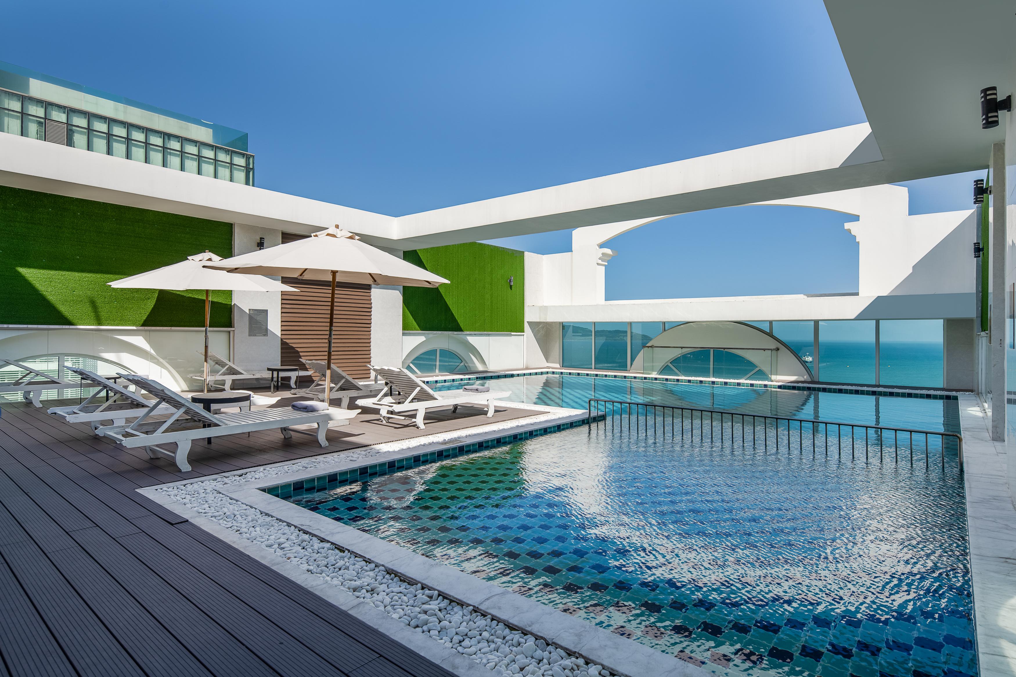 Paracel Beach Hotel Da Nang - Tap to explore photos