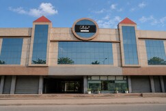 Collection O by OYO Amritsar Bus Stand Formerly Hotel Ricky International, Amritsar