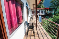 Shiv Shankar Hotel and Stay Near Jamu Helipad, Guptkashi