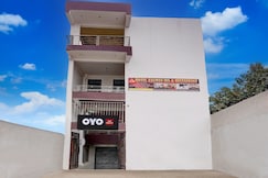 SPOT ON Hotel Aagman Inn, Prayagraj