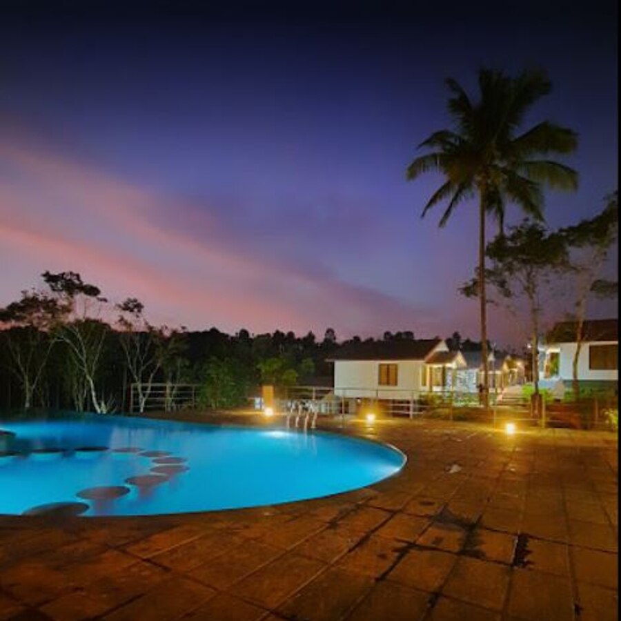 Casita Lavender Resort - Tap to explore photos