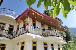Himalayan Nest - Stay & Kitchen, Narkanda