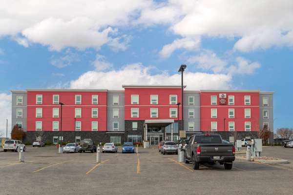 Best Western Plus Airport Inn & Suites - Tap to explore photos
