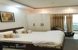 Luxury Fully Equipped Studio