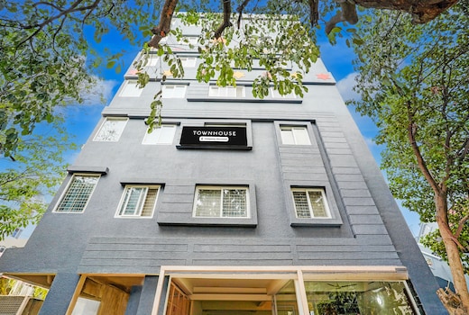 Super Townhouse Hebbal Dasarahalli Formerly Otium Suites