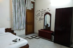 Hotel Green, Gwalior