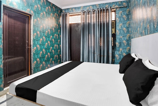 Hotel O R S Residency