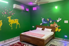 ARYA RESIDENCY LODGING AND BOARDING, Asika