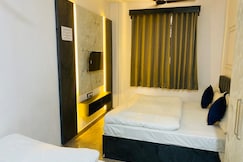 HOTEL LAXMI IMPERIAL, Udaipur