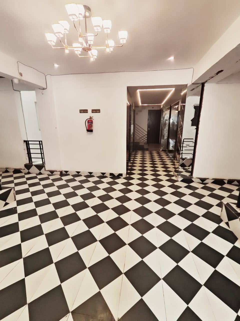 Fully Furnished 2BHK Apartment near IIT Kanpur - Tap to explore photos