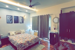 Sukoon Cove | Cozy Room & Private Pergola, Faridabad