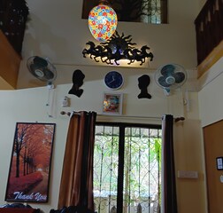 Living Rooms/  Lounges