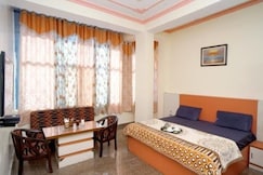 Hotel KK 40, Near Mall Road, Solan