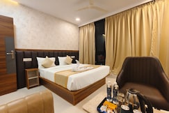 Hotel Vamshi Grand, Hyderabad