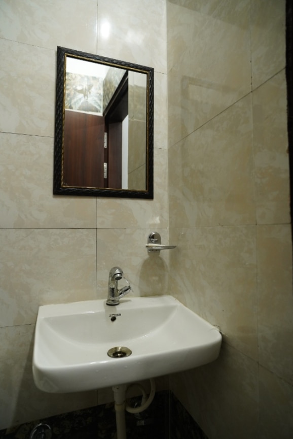Hotel Mero Vrindavan - Tap to explore photos