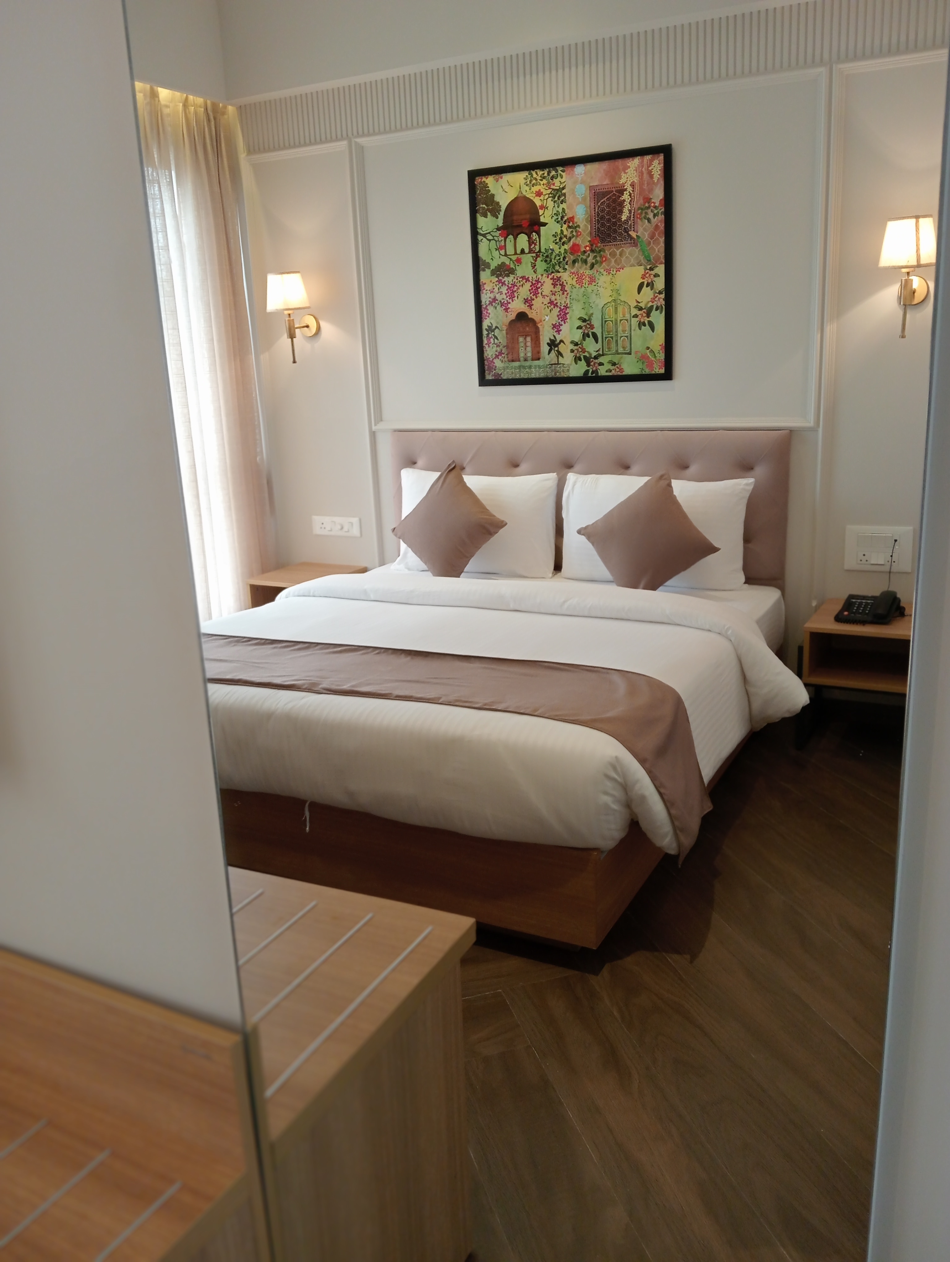 HOTEL MUMBAI HOUSE MINDSPACE MALAD 5
