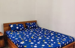 2BHK Party Friendly