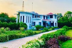 Whistling Woods Farmhouse, Manesar