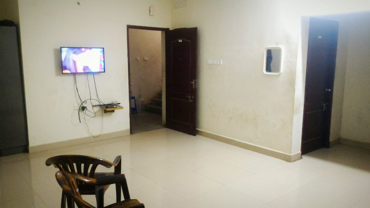 Sri Rangan Mahalakshmi Women's Hostel, Thousand Lights - Tap to explore photos
