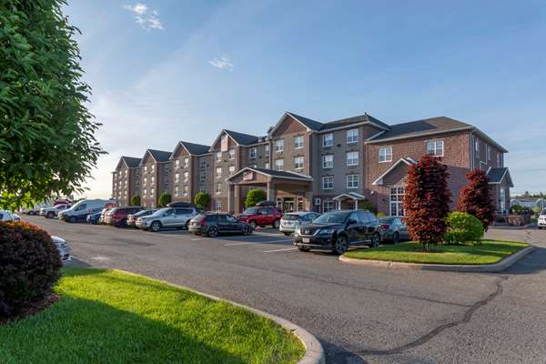 Best Western Plus Fredericton Hotel & Suites - Tap to explore photos