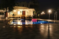 Advikaresort, Murbad