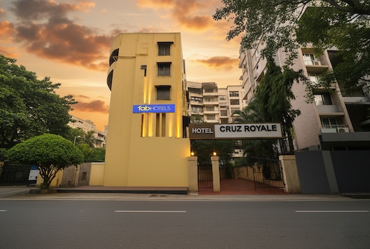FabHotel Cruz Royale - Nr- Bandra West