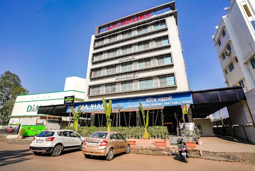 FabHotel Prime Majhali - Nr. D-Mart (30M)