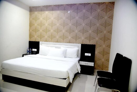 Green Leaf By Omatra Jhansi Inr 240 Off 4 0 0 0 Homestay Price Address Reviews