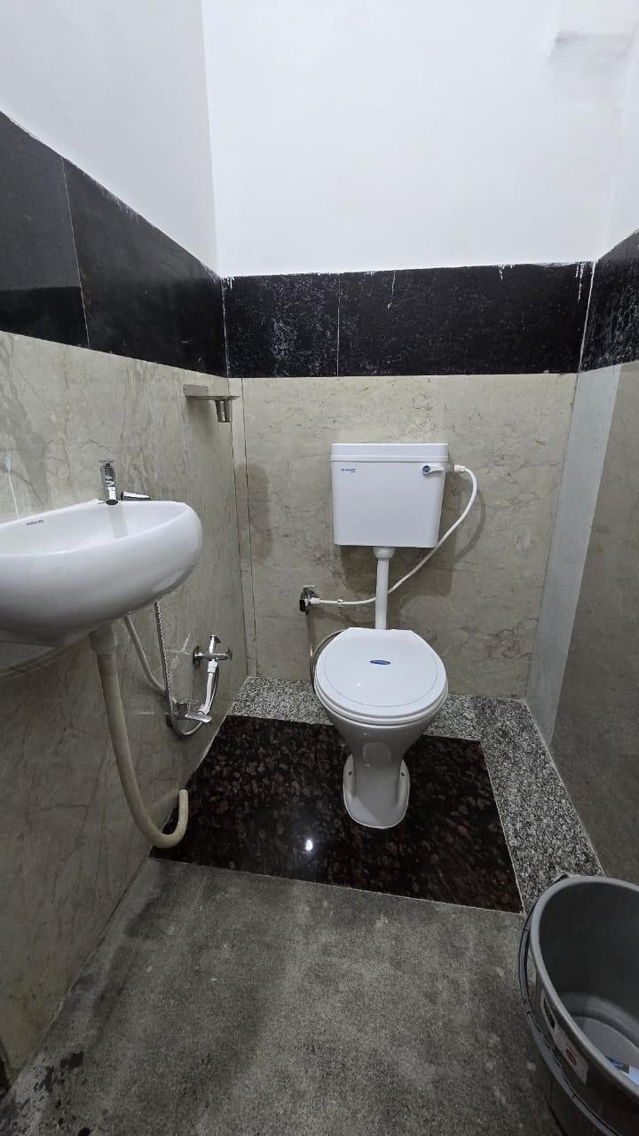 Shree Radhey Home Stay - Tap to explore photos