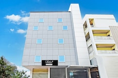 Super Collection O Sanath Nagar Near Railway Station, Sangareddy