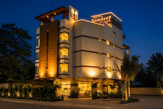 Hotel Somdeep Palace