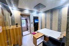 Hotel R R International, Muzaffarpur