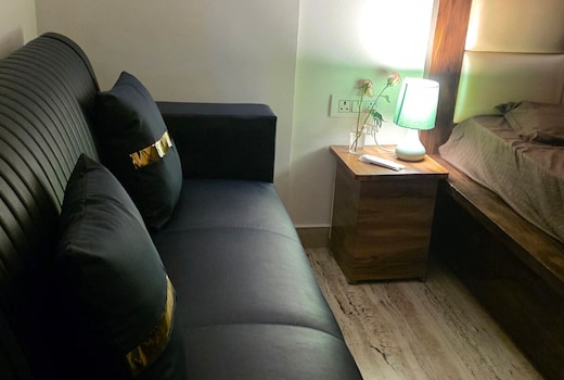 Prime Studio Apartment in West Delhi