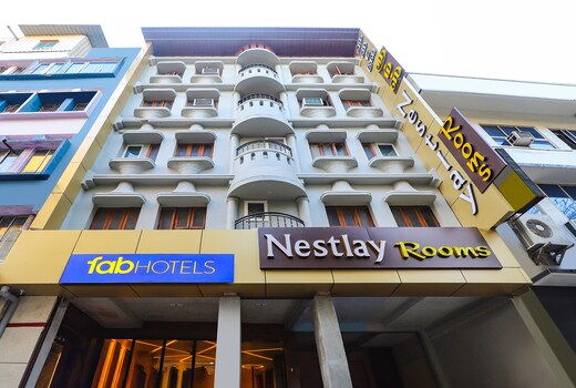 FabHotel Nestlay Rooms High Court - Nr Parry's Corner