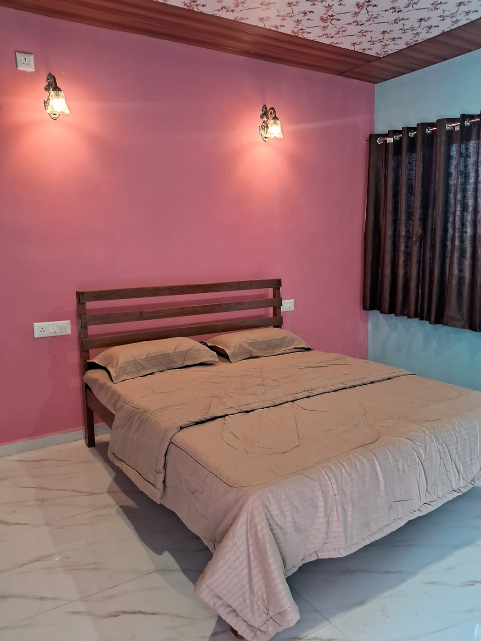 Ranvara Family Resort - Tap to explore photos