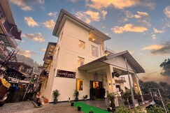 Hotel Luxeevista By Navodayans, Palampur